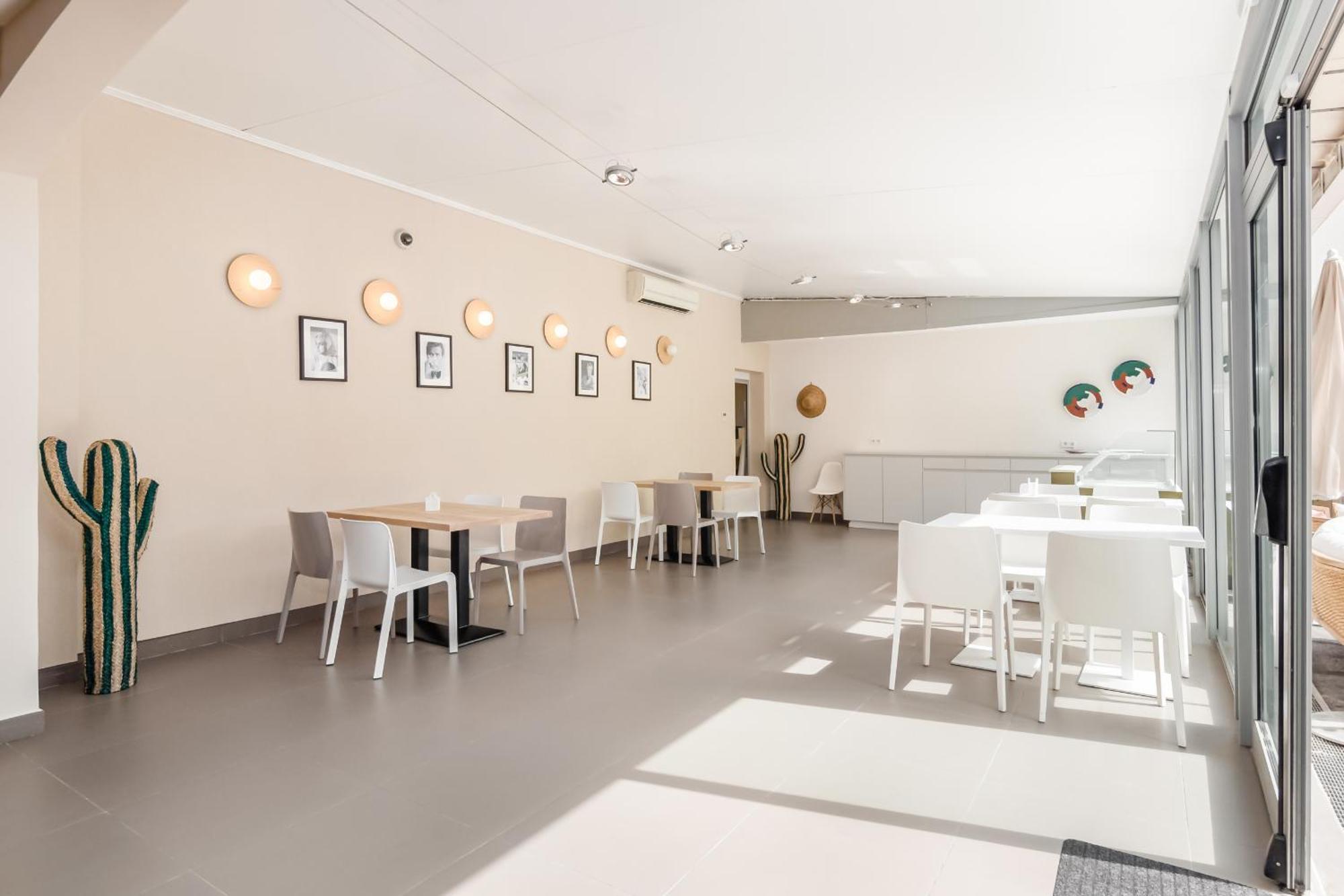 Urban Riviera Juan Les Pins - Queen Room المظهر الخارجي الصورة